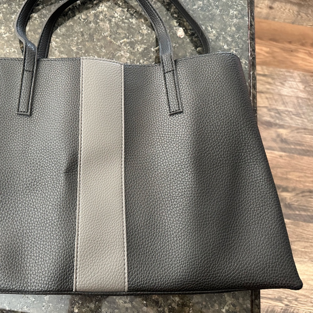 Leather Soft bag - Picture 2 of 4